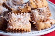 cenci-al-vin-santo-le-frappe-secondo-la-toscana (1).jpg