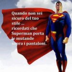 1032-superman-mutande-sopra-pantaloni.jpg