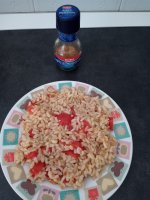 4 riso e pomodorini servito con parmigiano oppure aglio e peperoncino.jpg
