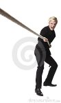 uomo-che-tira-una-corda-8590621[1].jpg